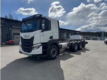 Chasis camión IVECO X-WAY