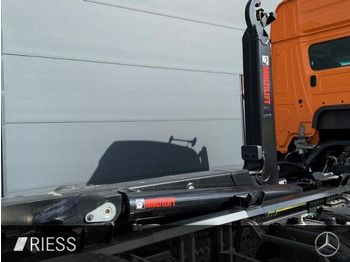 Camión nuevo Mercedes-Benz Arocs 2551 L Abrollkipper mit HAD, gelenkter lif: foto 5 Camión nuevo Mercedes-Benz Arocs 2551 L Abrollkipper mit HAD, gelenkter lif: foto 5