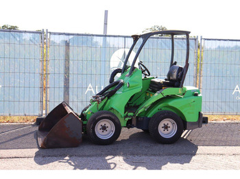 Cargadora de ruedas AVANT