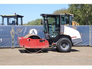 Compactador DYNAPAC