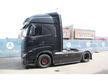 Chasis camión IVECO