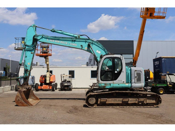 Excavadora de cadenas Kobelco SK235SR: foto 2