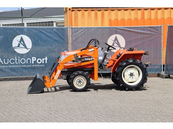 Tractor KUBOTA