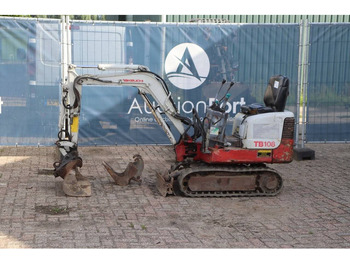 Miniexcavadora TAKEUCHI