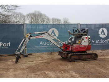 Miniexcavadora TAKEUCHI