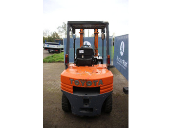 Carretilla elevadora Toyota 5FG25: foto 4