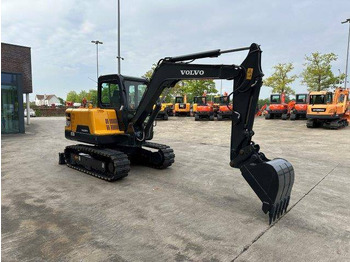 Excavadora de cadenas Volvo EC55D: foto 3