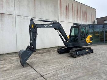 Excavadora de cadenas VOLVO EC55D