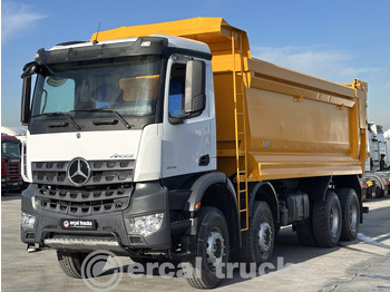 Volquete camión MERCEDES-BENZ Arocs 4142