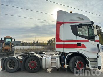 Cabeza tractora IVECO: foto 4 Cabeza tractora IVECO: foto 4