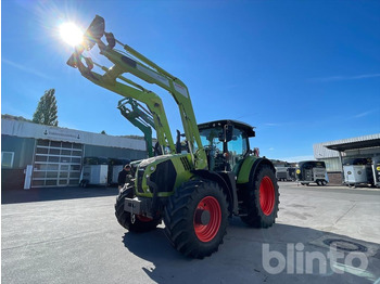 Tractor CLAAS