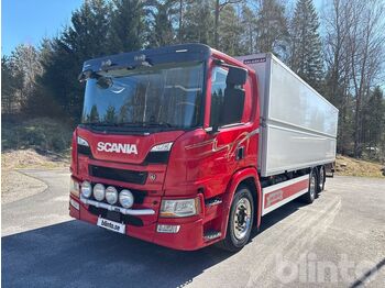 Camión caja cerrada SCANIA P 360