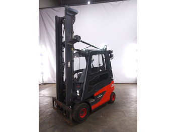 Carretilla elevadora eléctrica LINDE E25