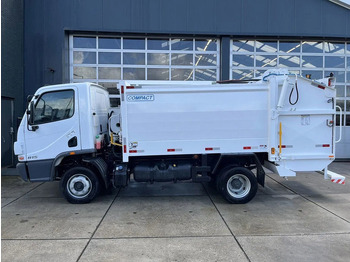 Leasing financiero de Mercedes-Benz Accelo 815 4x2 Garbage Compactor (2 units) Accelo 815 4x2 Garbage Compactor (2 units) leasing Mercedes-Benz Accelo 815 4x2 Garbage Compactor (2 units) Accelo 815 4x2 Garbage Compactor (2 units): foto 2