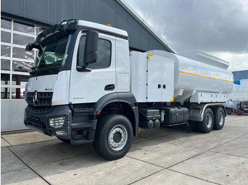 Cisterna camión MERCEDES-BENZ Arocs