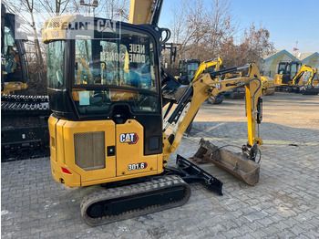 Miniexcavadora CATERPILLAR 301.6