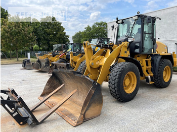 Cargadora de ruedas CATERPILLAR 910