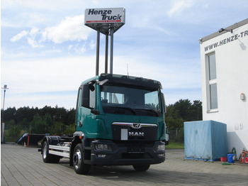 Multibasculante camión MAN MAN TG-M Abrollkipper 15.250 BL: foto 3 Multibasculante camión MAN MAN TG-M Abrollkipper 15.250 BL: foto 3