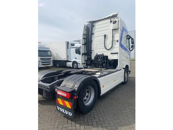 Cabeza tractora Volvo FH 13.460 XL cabine, euro 6 , full spoilered, smart tacho , new clutch ,beauty.....: foto 4
