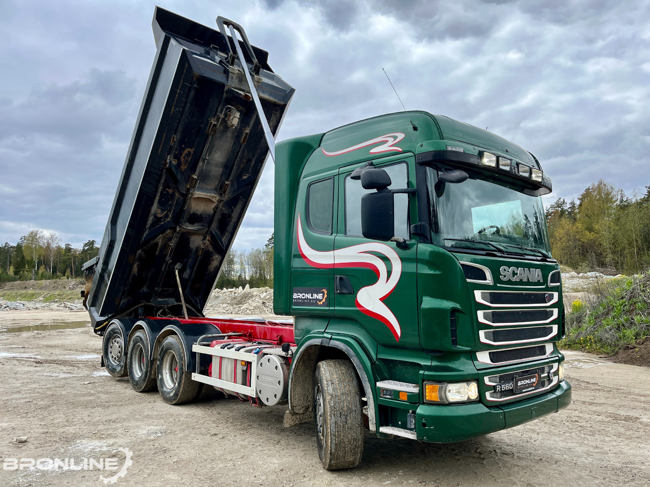 2013 V8 SCANIA R560 8X4 Tipper/Kallur/Retarder - Volquete camión: foto 1 2013 V8 SCANIA R560 8X4 Tipper/Kallur/Retarder - Volquete camión: foto 1