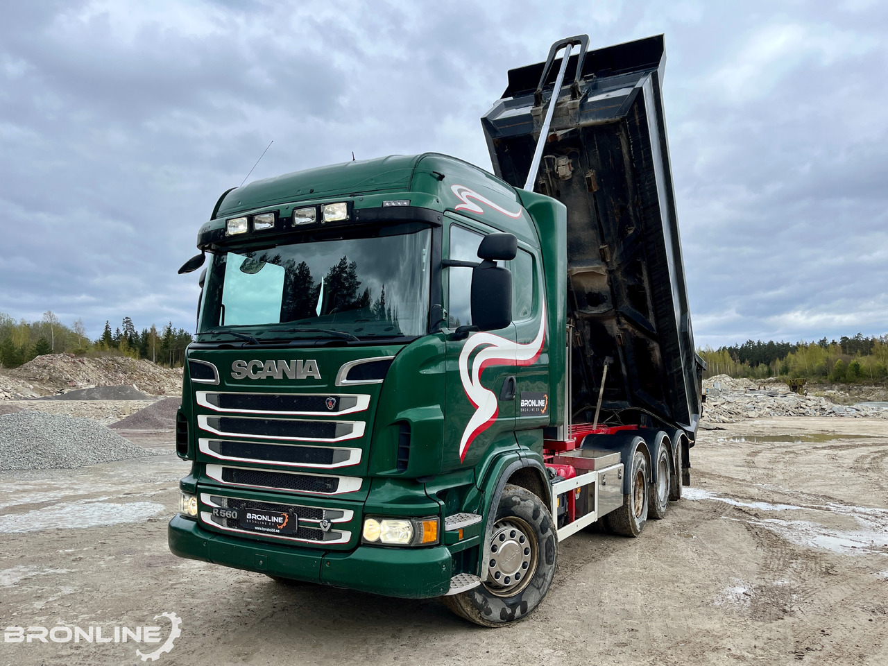 2013 V8 SCANIA R560 8X4 Tipper/Kallur/Retarder - Volquete camión: foto 2 2013 V8 SCANIA R560 8X4 Tipper/Kallur/Retarder - Volquete camión: foto 2