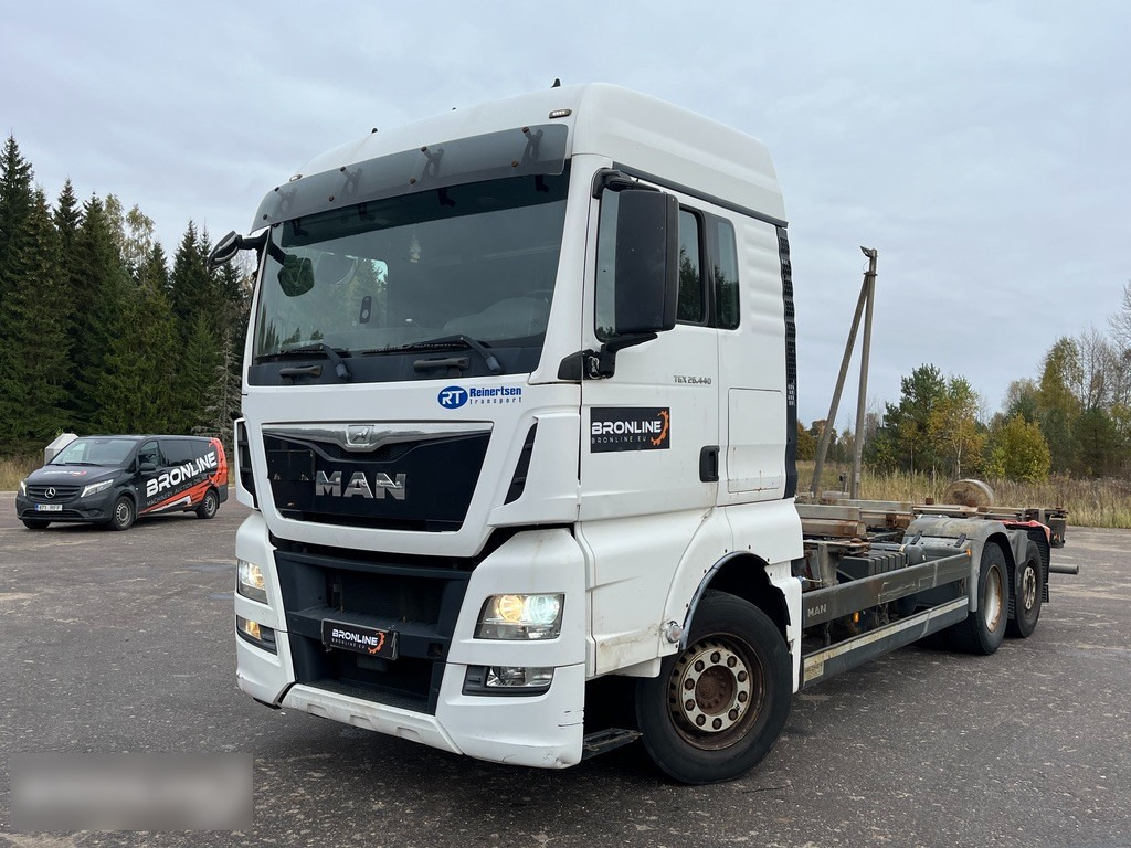 2016 MAN TGX 26.440 6x2 BDF - Portacontenedore/ Intercambiable camión: foto 1 2016 MAN TGX 26.440 6x2 BDF - Portacontenedore/ Intercambiable camión: foto 1