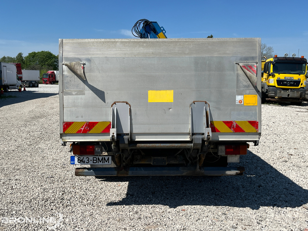 VOLVO FL611 + Palfinger PK 8200 - Camión caja abierta, Camión grúa: foto 4 VOLVO FL611 + Palfinger PK 8200 - Camión caja abierta, Camión grúa: foto 4