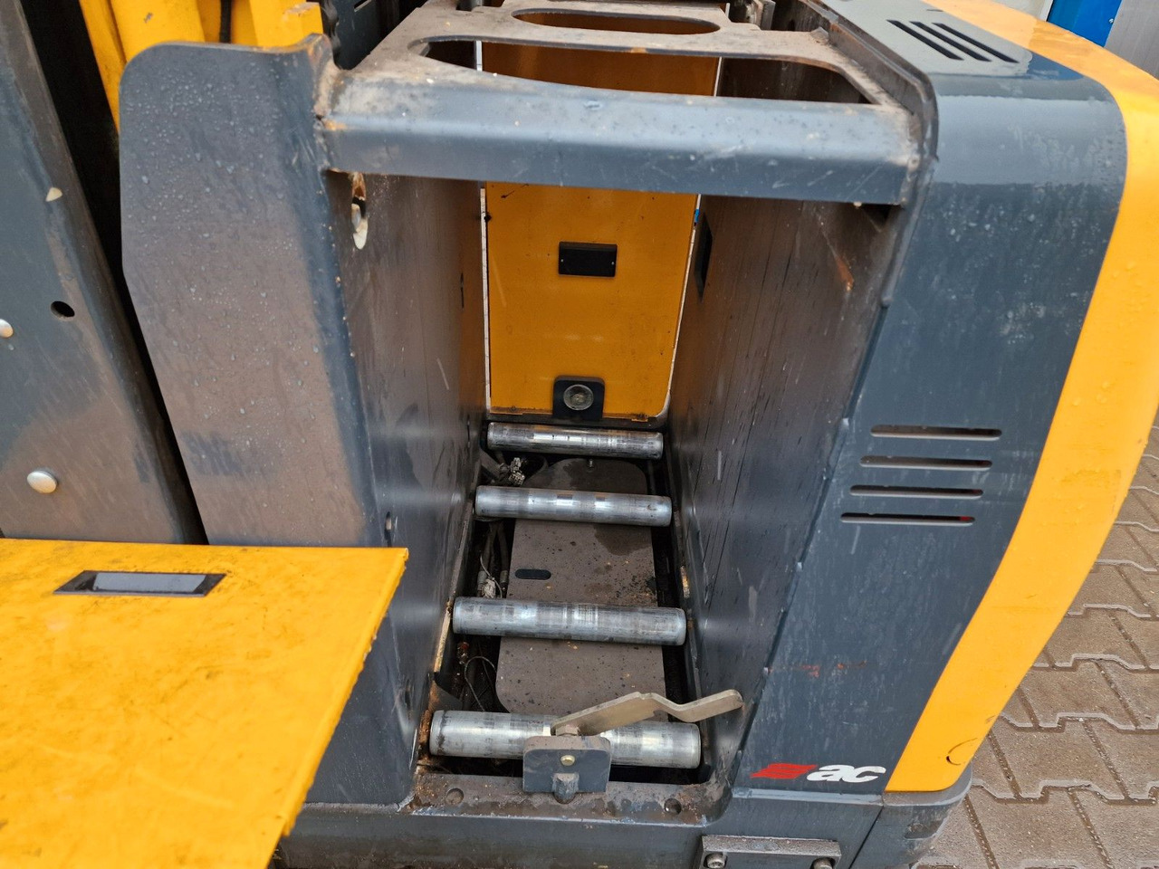 Recoge pedidos Jungheinrich EKS 310 k Bj 2005 Hochhub Kommissionierer: foto 6 Recoge pedidos Jungheinrich EKS 310 k Bj 2005 Hochhub Kommissionierer: foto 6