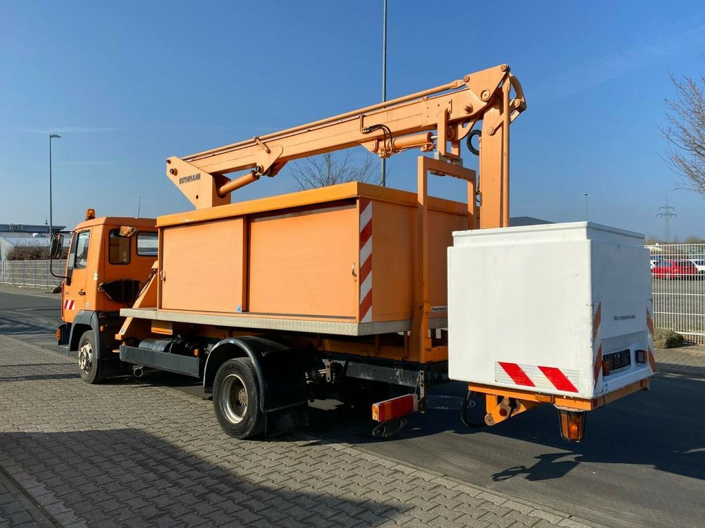 MAN 8.113 Steiger Hubarbeitsbühne Ruthmann - Camión con plataforma elevadora, Vehículo comercial ligero: foto 5 MAN 8.113 Steiger Hubarbeitsbühne Ruthmann - Camión con plataforma elevadora, Vehículo comercial ligero: foto 5