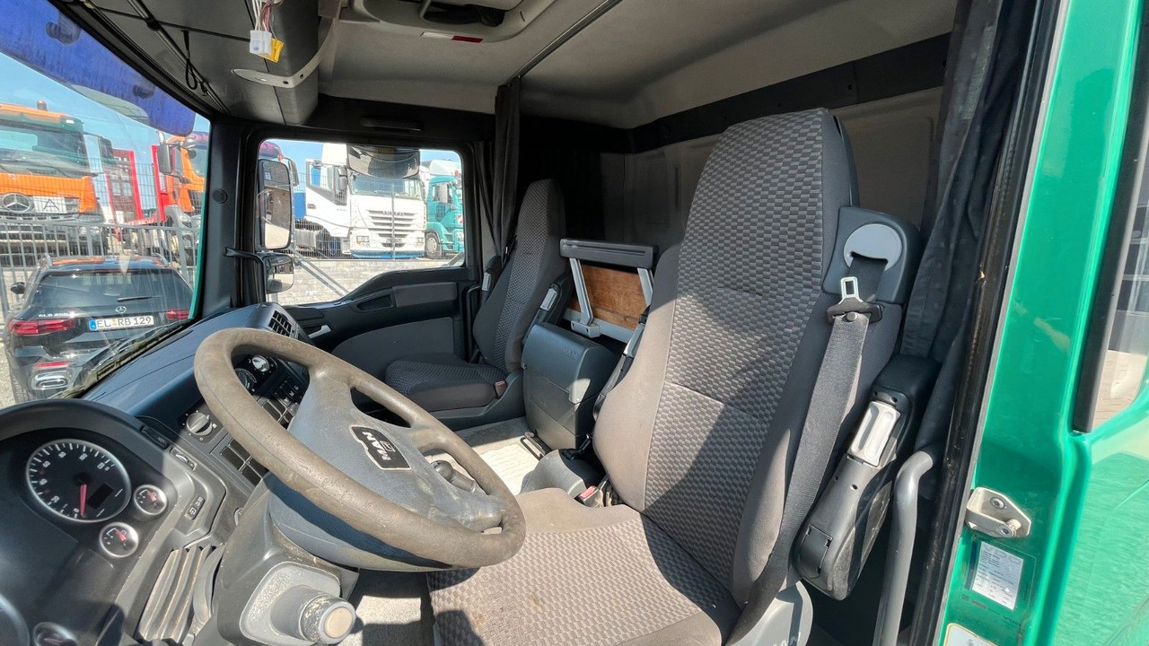 Camión caja abierta, Camión grúa MAN TGL 8.180 4x2 Kran Hiab Tempomat MAN TGL 8.180 4x2 Kran Hiab Tempomat: foto 6 Camión caja abierta, Camión grúa MAN TGL 8.180 4x2 Kran Hiab Tempomat MAN TGL 8.180 4x2 Kran Hiab Tempomat: foto 6