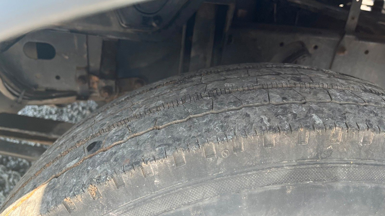 Camión caja abierta, Camión grúa MAN TGL 8.180 4x2 Kran Hiab Tempomat MAN TGL 8.180 4x2 Kran Hiab Tempomat: foto 12 Camión caja abierta, Camión grúa MAN TGL 8.180 4x2 Kran Hiab Tempomat MAN TGL 8.180 4x2 Kran Hiab Tempomat: foto 12