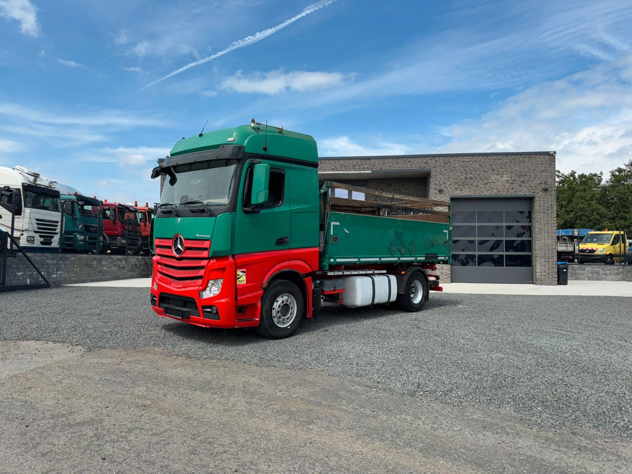 Mercedes-Benz Actros 1842 Kipper Dreiseitenkipper - Volquete camión: foto 2 Mercedes-Benz Actros 1842 Kipper Dreiseitenkipper - Volquete camión: foto 2
