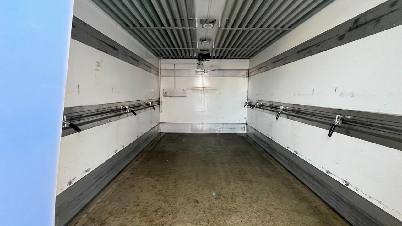 Mitsubishi Fuso Canter 9C18 Kühlkoffer Frigoblock Mitsubishi Fuso Canter 9C18 Kühlkoffer Frigoblock - Frigorífico furgoneta: foto 5 Mitsubishi Fuso Canter 9C18 Kühlkoffer Frigoblock Mitsubishi Fuso Canter 9C18 Kühlkoffer Frigoblock - Frigorífico furgoneta: foto 5