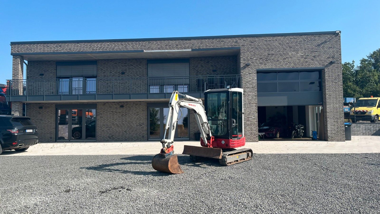 Takeuchi TB23R Minibagger 2670 Kg Takeuchi TB23R Minibagger 2670 Kg - Miniexcavadora: foto 1 Takeuchi TB23R Minibagger 2670 Kg Takeuchi TB23R Minibagger 2670 Kg - Miniexcavadora: foto 1