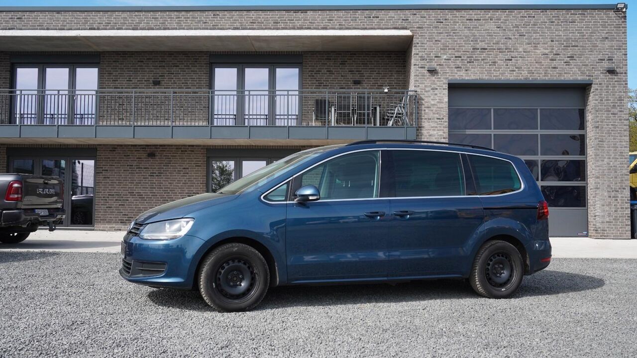 Volkswagen Sharan Comfortline BMT/Start-Stopp - Furgoneta de pasajeros: foto 1 Volkswagen Sharan Comfortline BMT/Start-Stopp - Furgoneta de pasajeros: foto 1