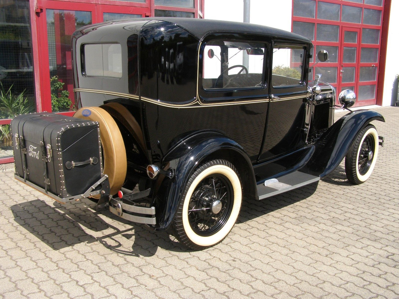 Ford MODELL  A  / TUDOR  +  H-Kennzeichen - Sedan: foto 5 Ford MODELL  A  / TUDOR  +  H-Kennzeichen - Sedan: foto 5