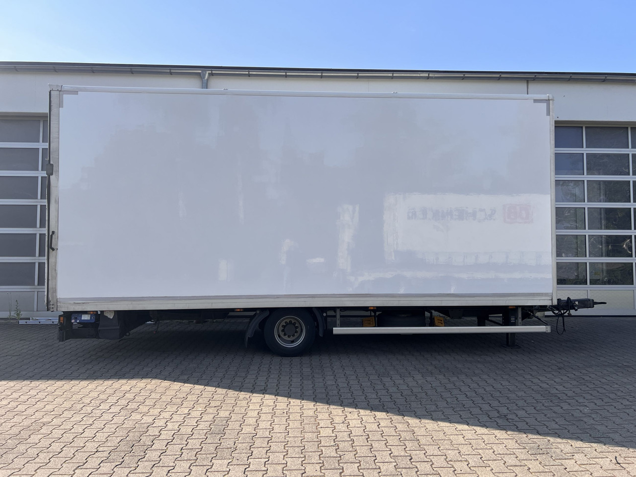 Ackermann Z-KA-F10.5/7,6 1 Achs Kofferanhänger, Ladebordwand - Caja cerrada remolque: foto 5 Ackermann Z-KA-F10.5/7,6 1 Achs Kofferanhänger, Ladebordwand - Caja cerrada remolque: foto 5