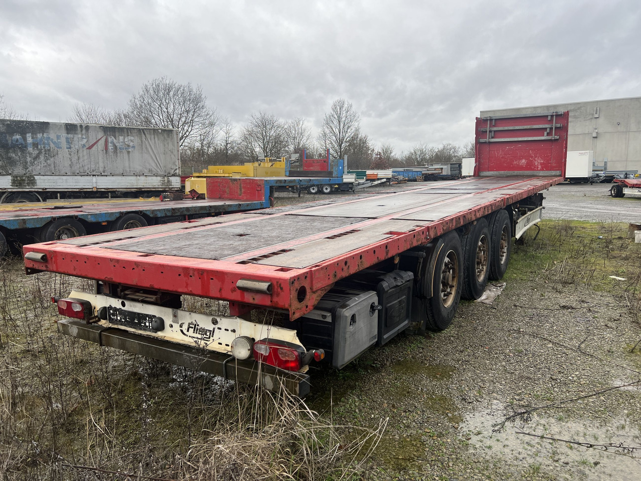 Fliegl SDS350 3 Achs Sattelauflieger - Semirremolque plataforma/ Caja abierta: foto 3 Fliegl SDS350 3 Achs Sattelauflieger - Semirremolque plataforma/ Caja abierta: foto 3