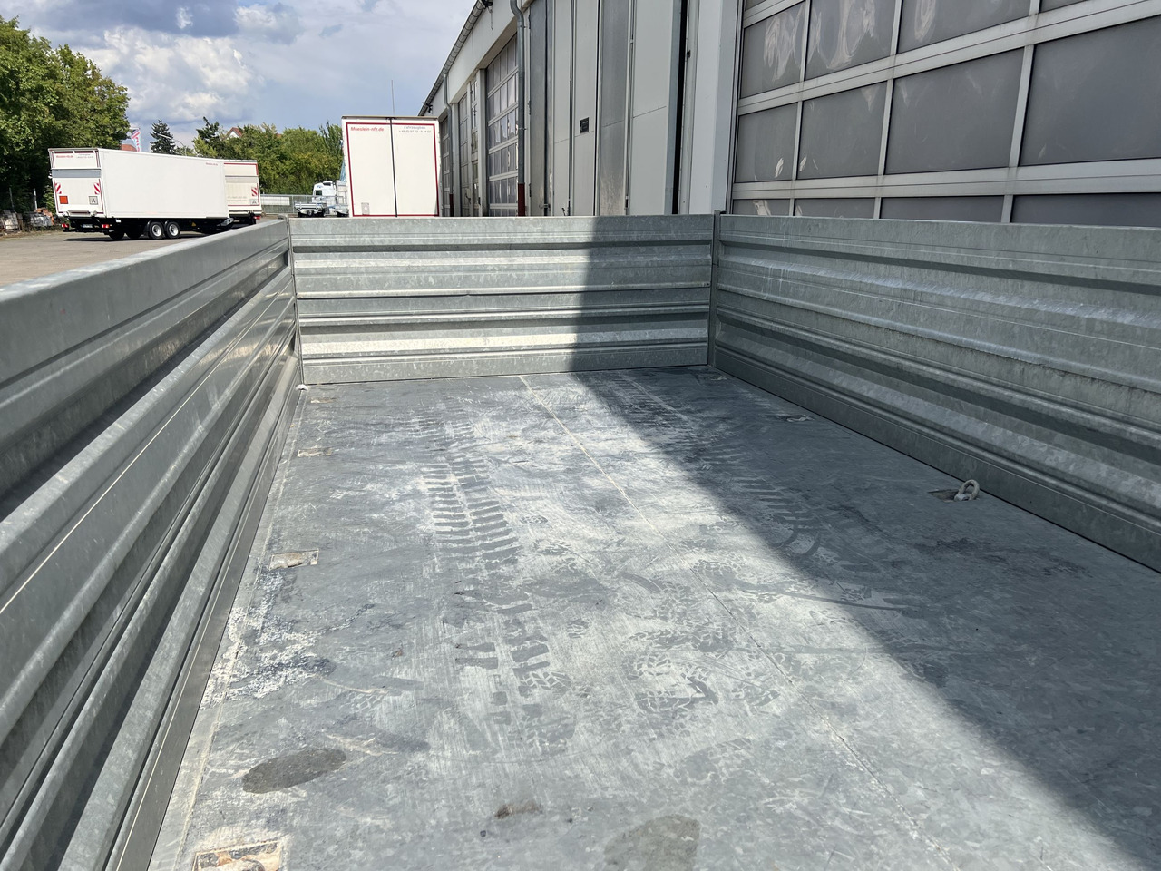 Humbaur D1AC Tandemkipper- Tieflader mit Aufsatz, neuwertig - Volquete remolque: foto 5 Humbaur D1AC Tandemkipper- Tieflader mit Aufsatz, neuwertig - Volquete remolque: foto 5