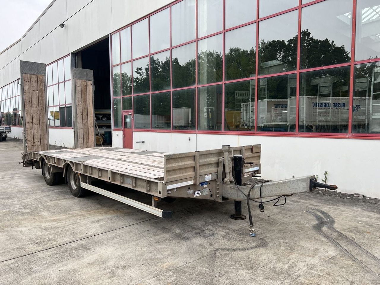 Humbaur HBTZ 21 t Tandemtieflader - Góndola rebajadas remolque: foto 2 Humbaur HBTZ 21 t Tandemtieflader - Góndola rebajadas remolque: foto 2