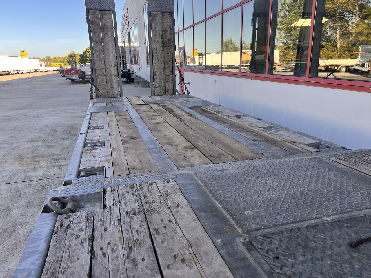 Humbaur HTD 30 3 Achs Tiefladeranhänger, verzinkt - Góndola rebajadas remolque: foto 4 Humbaur HTD 30 3 Achs Tiefladeranhänger, verzinkt - Góndola rebajadas remolque: foto 4