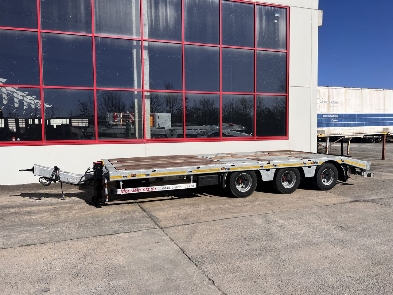 Möslein 31 t Tridemtieflader gelenkt, Neuwertig - Góndola rebajadas remolque: foto 5 Möslein 31 t Tridemtieflader gelenkt, Neuwertig - Góndola rebajadas remolque: foto 5