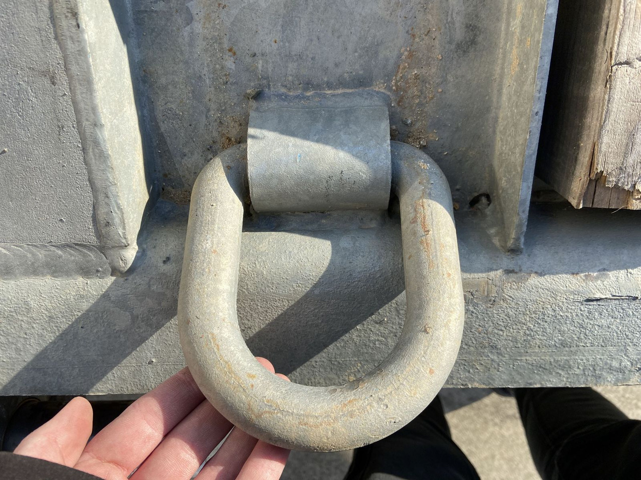 Möslein Neuwertig 3 Achs Tieflader 8,10 m Ladefläche - Góndola rebajadas remolque: foto 5 Möslein Neuwertig 3 Achs Tieflader 8,10 m Ladefläche - Góndola rebajadas remolque: foto 5