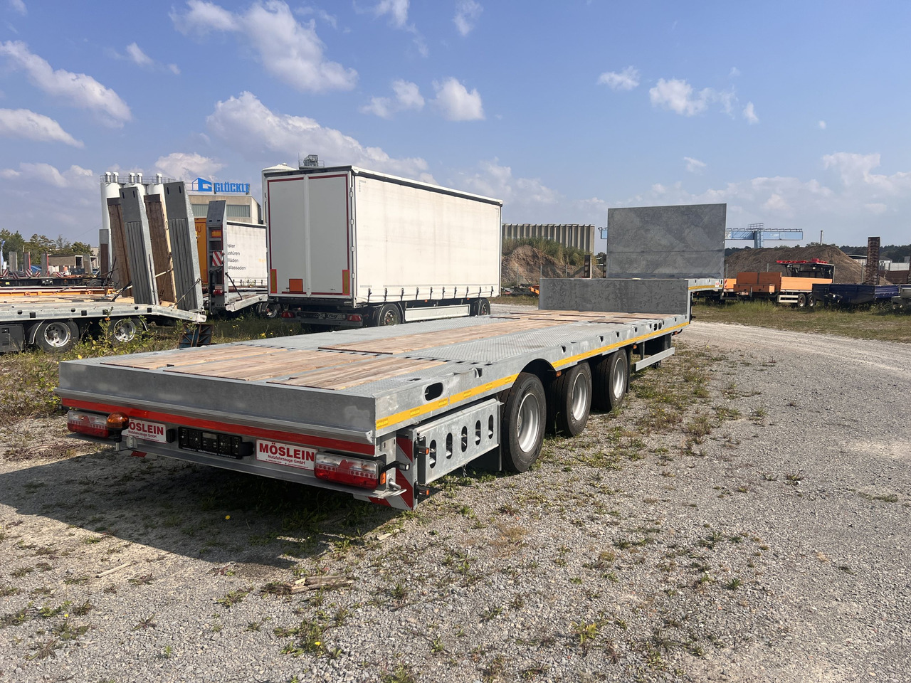 Möslein ST 3 Plato 8,7 3 Achs Satteltieflader Plato 45 t GGfür Fertigteile, Baumaschinen - Góndola rebajadas semirremolque: foto 5 Möslein ST 3 Plato 8,7 3 Achs Satteltieflader Plato 45 t GGfür Fertigteile, Baumaschinen - Góndola rebajadas semirremolque: foto 5