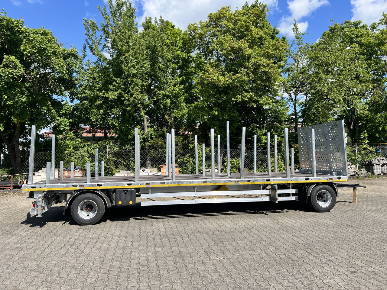 Möslein T 2 Plato 7,60 m 2 Achs Jumbo- Plato- Anhänger - Remolque plataforma/ Caja abierta: foto 4 Möslein T 2 Plato 7,60 m 2 Achs Jumbo- Plato- Anhänger - Remolque plataforma/ Caja abierta: foto 4