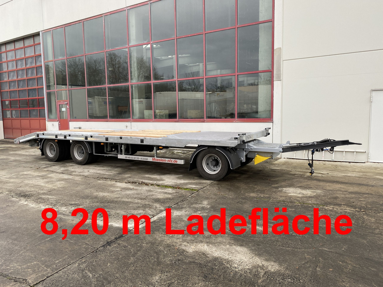 Möslein T 3-8,20 P OR 3 Achs Tieflader gerader Ladefläche 8,10 m,Neufahrzeug - Góndola rebajadas remolque: foto 1 Möslein T 3-8,20 P OR 3 Achs Tieflader gerader Ladefläche 8,10 m,Neufahrzeug - Góndola rebajadas remolque: foto 1