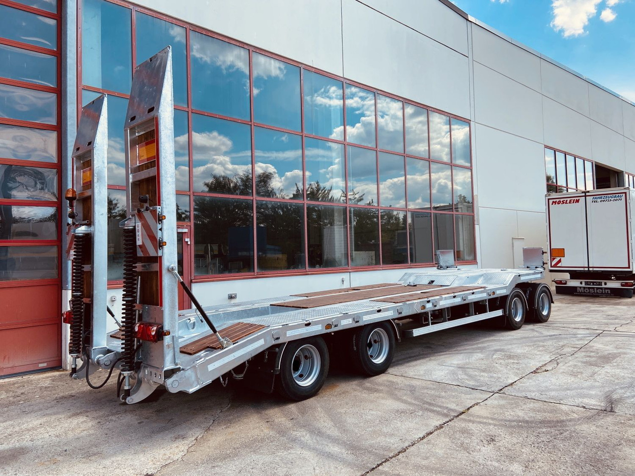 Möslein T 4 VB F 4 Achs Tieflader- Anhänger, Neufahrzeug - Góndola rebajadas remolque: foto 3 Möslein T 4 VB F 4 Achs Tieflader- Anhänger, Neufahrzeug - Góndola rebajadas remolque: foto 3