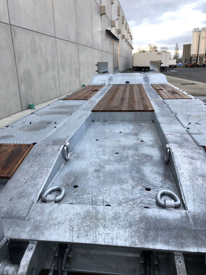 Möslein T 4 VB H1 neuer 4 Achs Tieflader hydraulischen Rampen - Góndola rebajadas remolque: foto 2 Möslein T 4 VB H1 neuer 4 Achs Tieflader hydraulischen Rampen - Góndola rebajadas remolque: foto 2