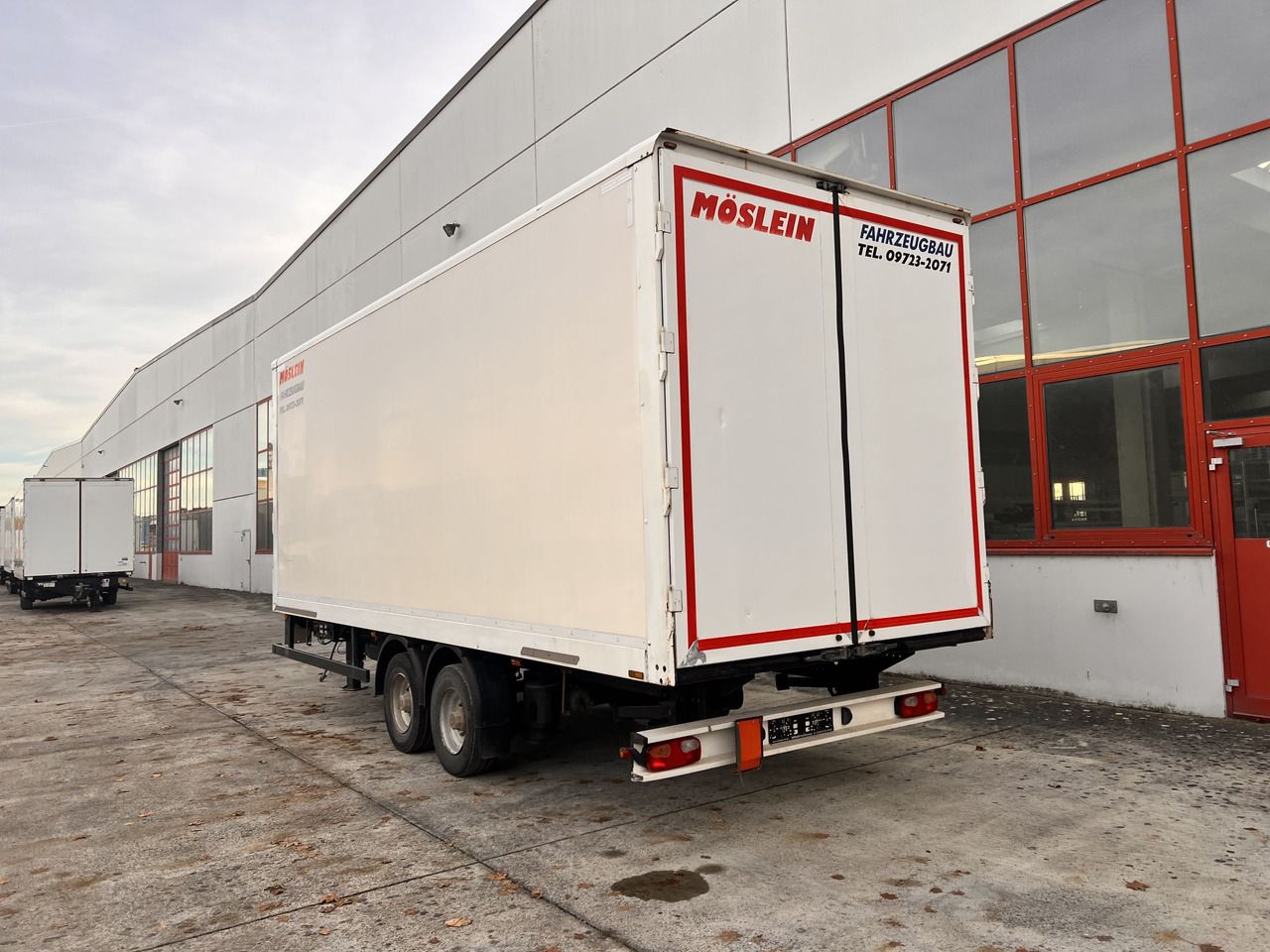 Möslein TKO 105 D Schwebheim Tandem- Koffer- Anhänger, Durchladbar - Caja cerrada remolque: foto 5 Möslein TKO 105 D Schwebheim Tandem- Koffer- Anhänger, Durchladbar - Caja cerrada remolque: foto 5