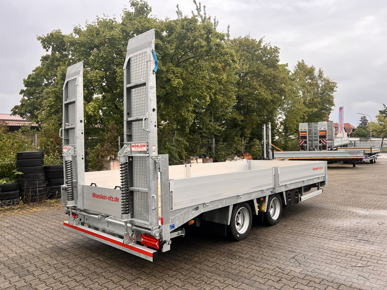 Möslein TT 14 14,4 t TandemtiefladerNeufahrzeug - Góndola rebajadas remolque: foto 3 Möslein TT 14 14,4 t TandemtiefladerNeufahrzeug - Góndola rebajadas remolque: foto 3